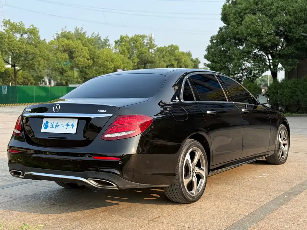Mercedes-Benz E-Class 2017