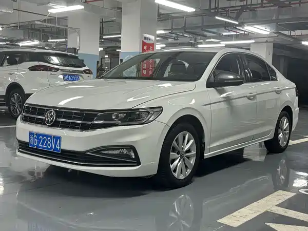 Volkswagen Bora 2021