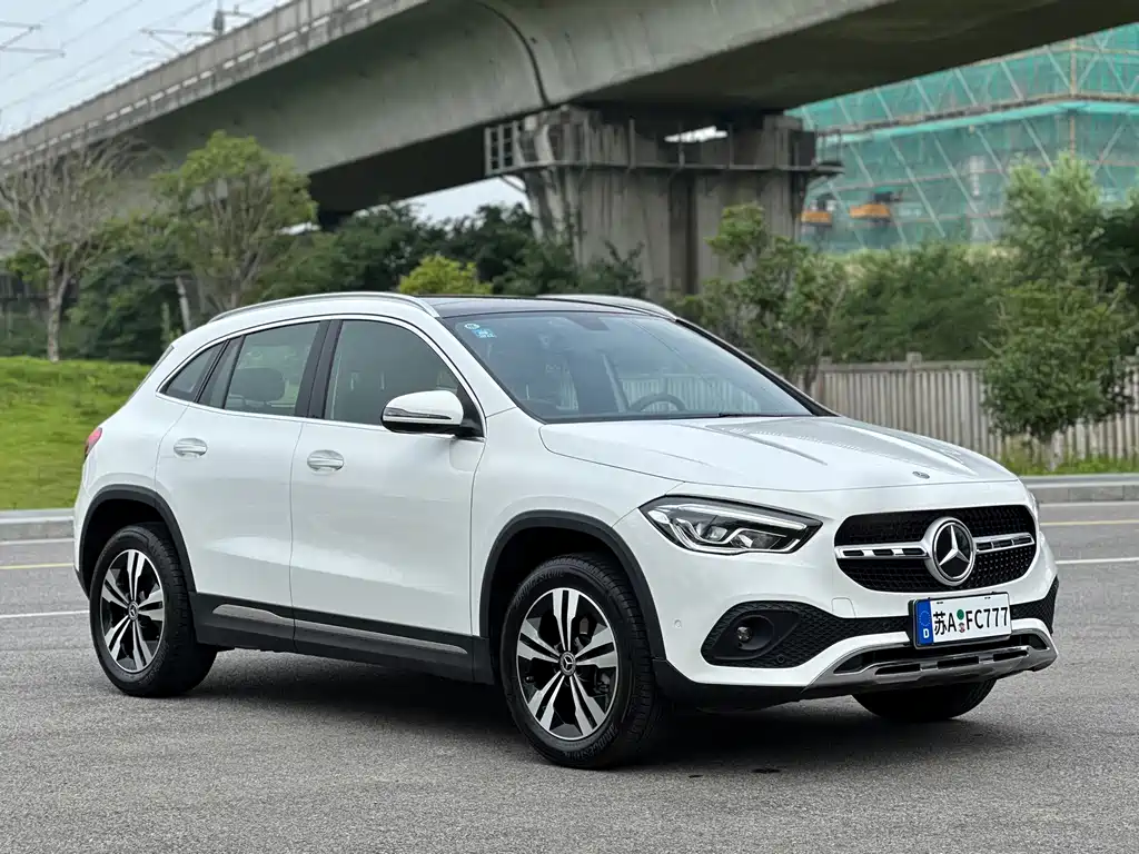 Mercedes-Benz GLA 2020