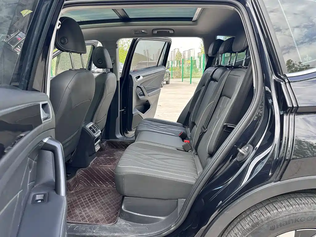 Volkswagen Tiguan L 2022