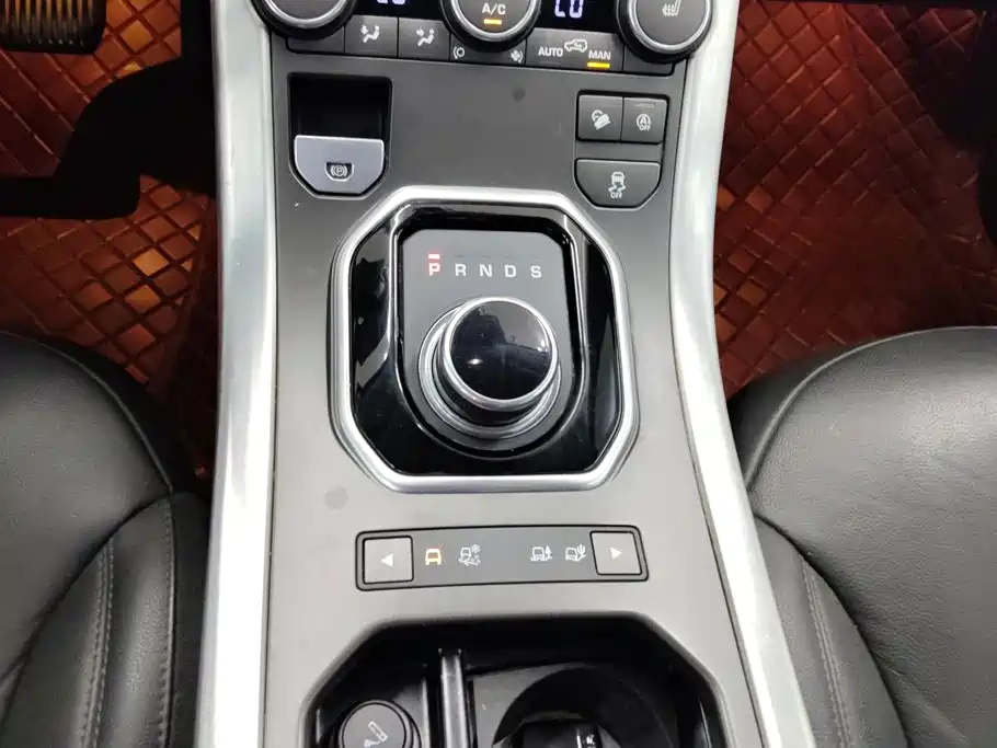 Land Rover Range Rover Evoque 2018 — фото 15
