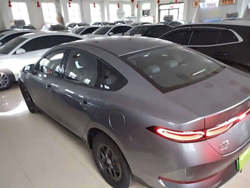 BYD Qin PLUS 2025 — фото 5