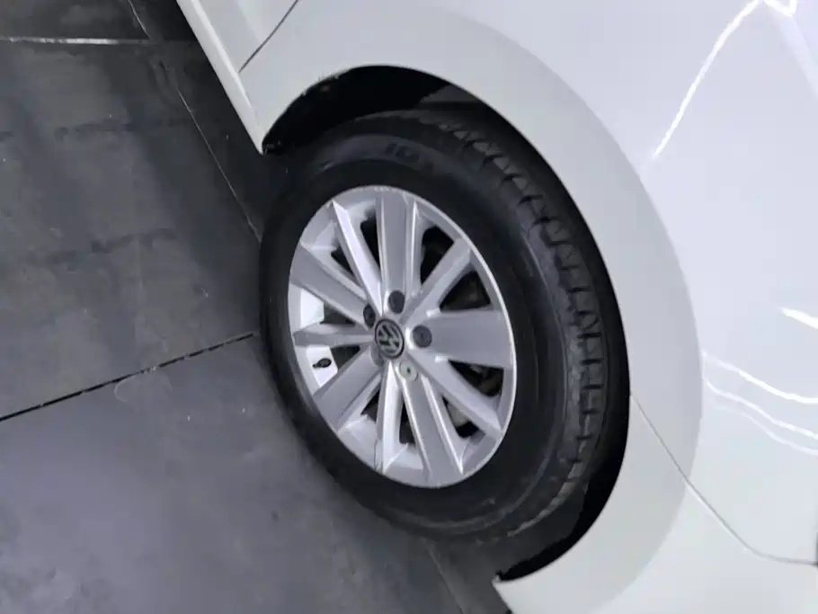 Volkswagen Jetta 2014