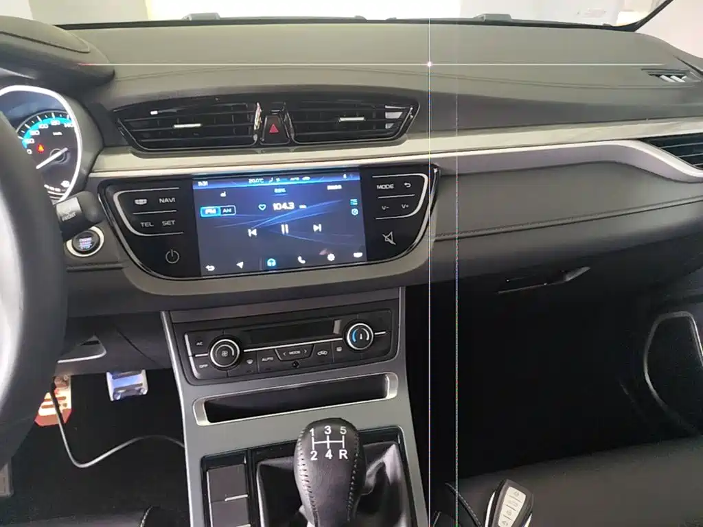 Geely Emgrand 2020 — фото 13