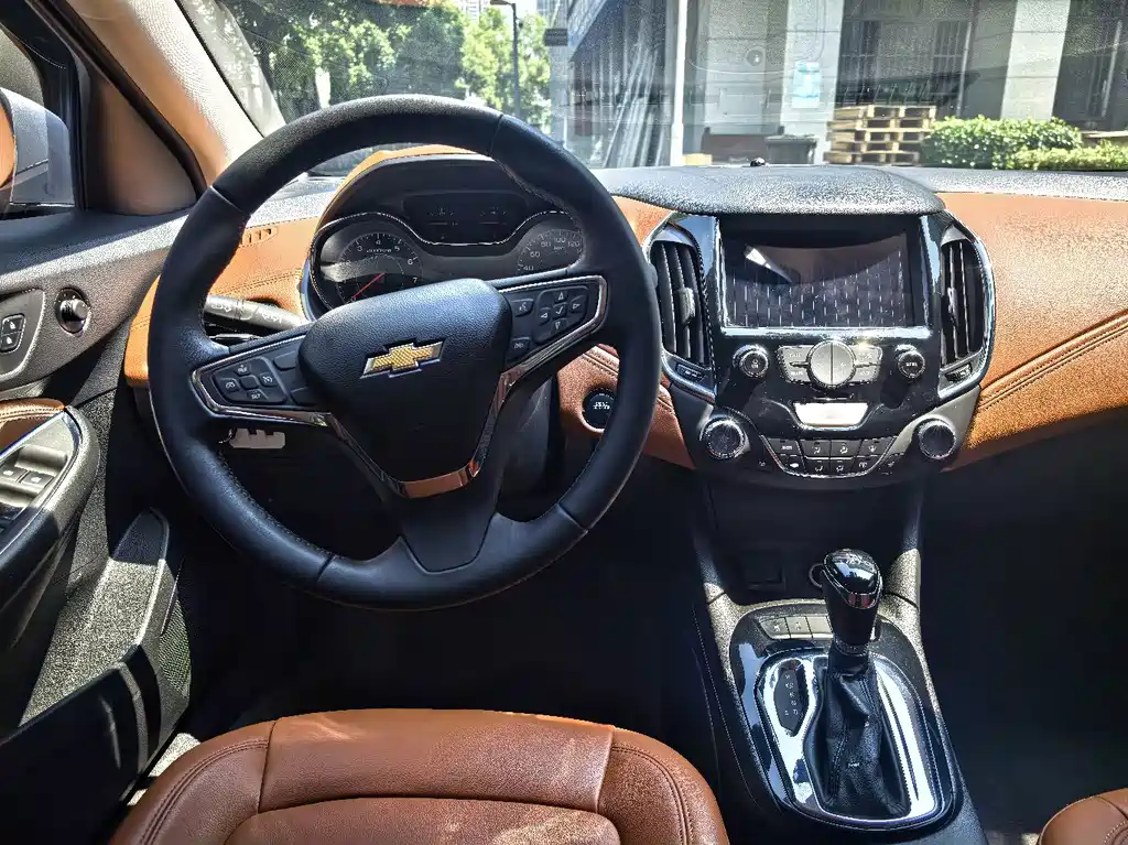 Chevrolet Cruze 2015 — фото 8