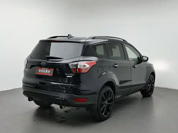Ford Kuga 2017
