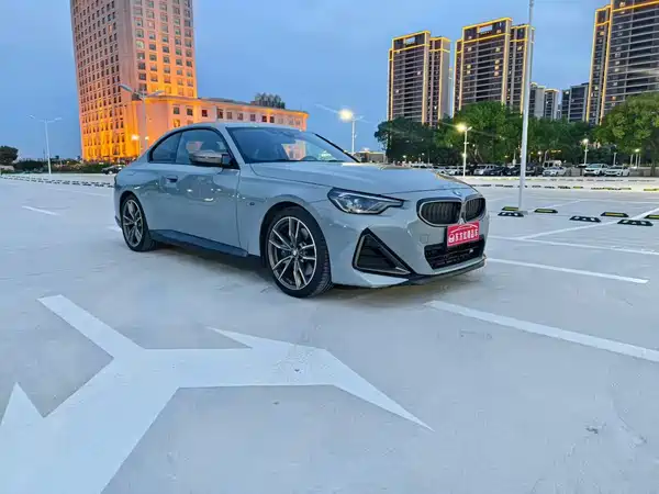 BMW M240i 2024