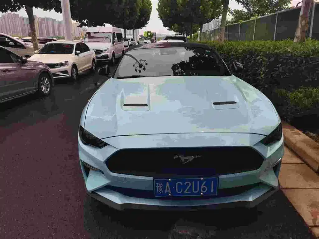 Ford Mustang 2021 — фото 2