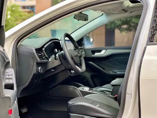 Ford Fox Active 2021