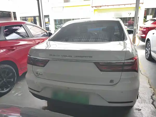 BYD Qin NEV 2022