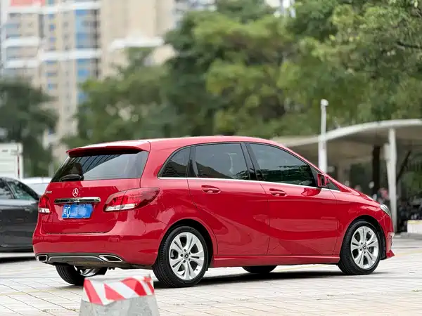 Mercedes-Benz B-Class 2017