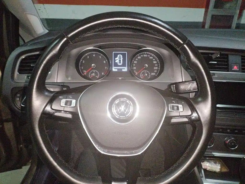 Volkswagen Golf 2015