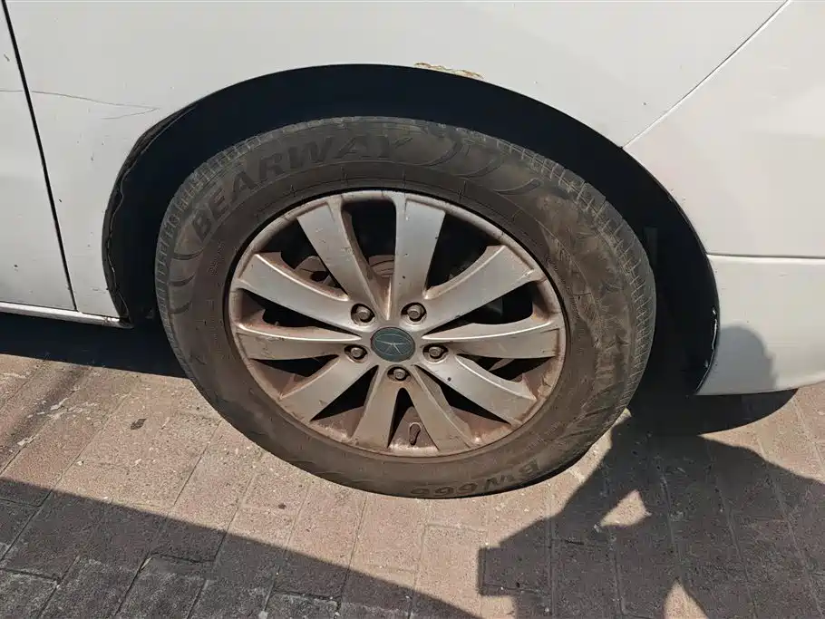 JAC Refine M5 2015