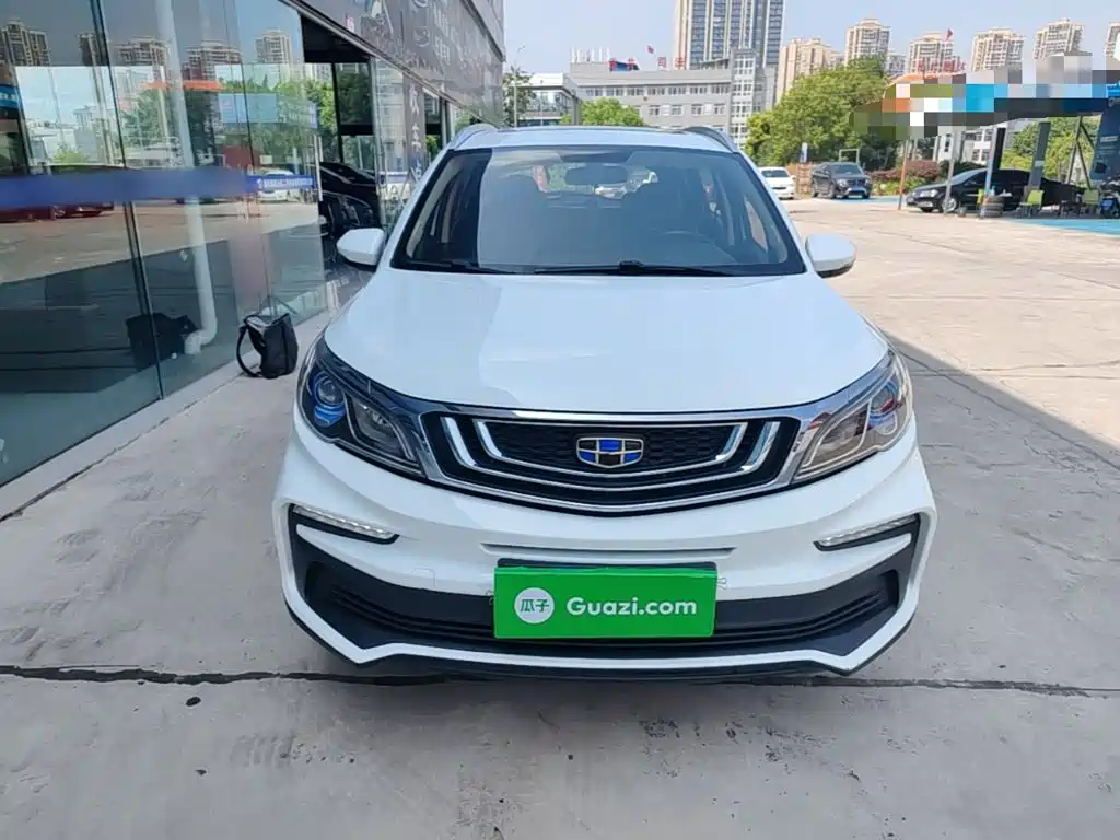 Geely Vision X3 2020 — фото 3