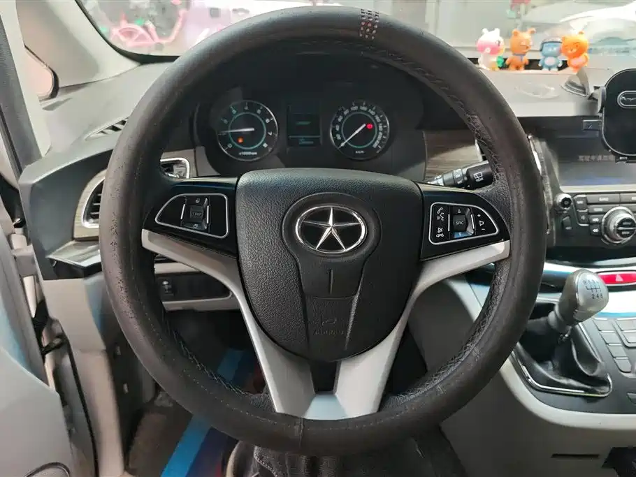 JAC Refine M5 2015 — фото 14