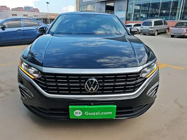Volkswagen Passat 2024