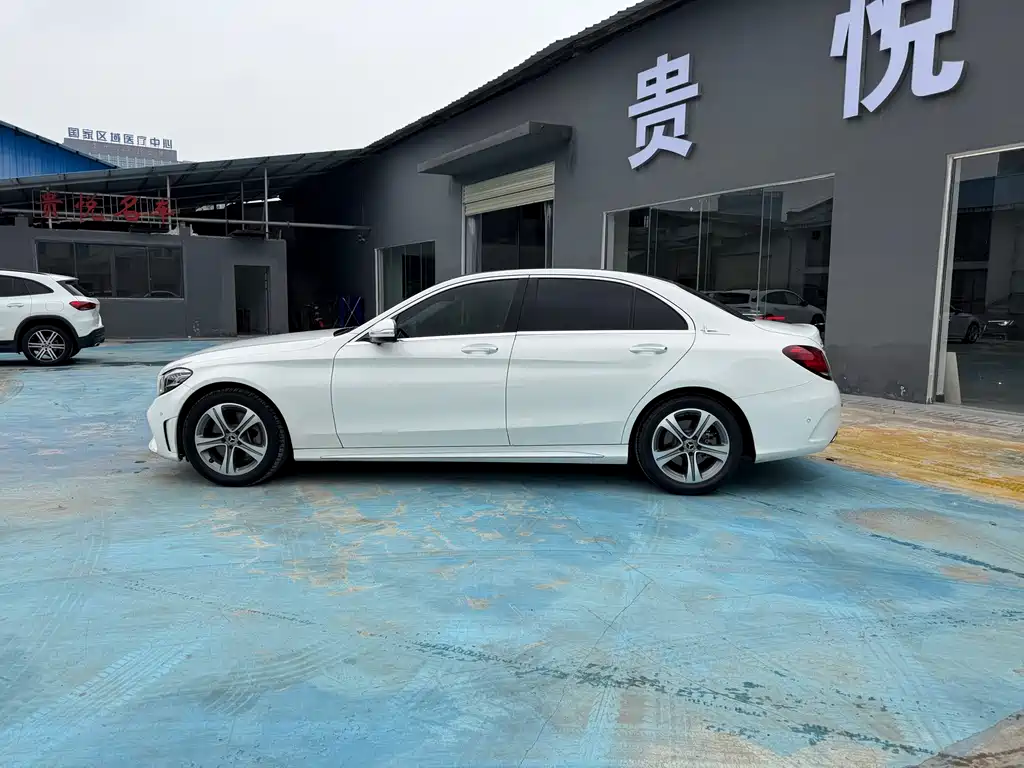 Mercedes-Benz C-Class 2020 — фото 8