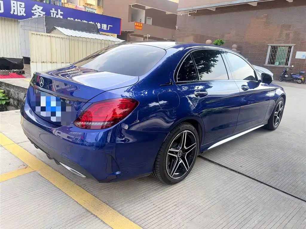 Mercedes-Benz C-Class 2020
