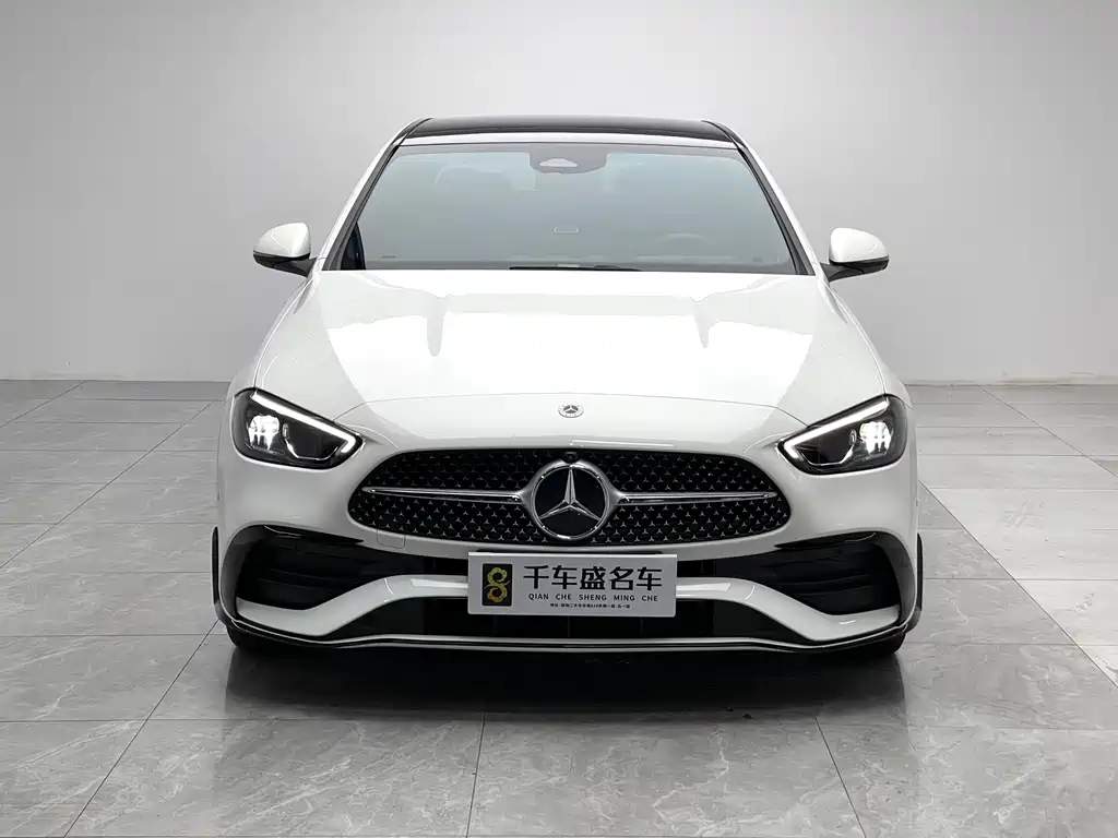 Mercedes-Benz C-Class 2024