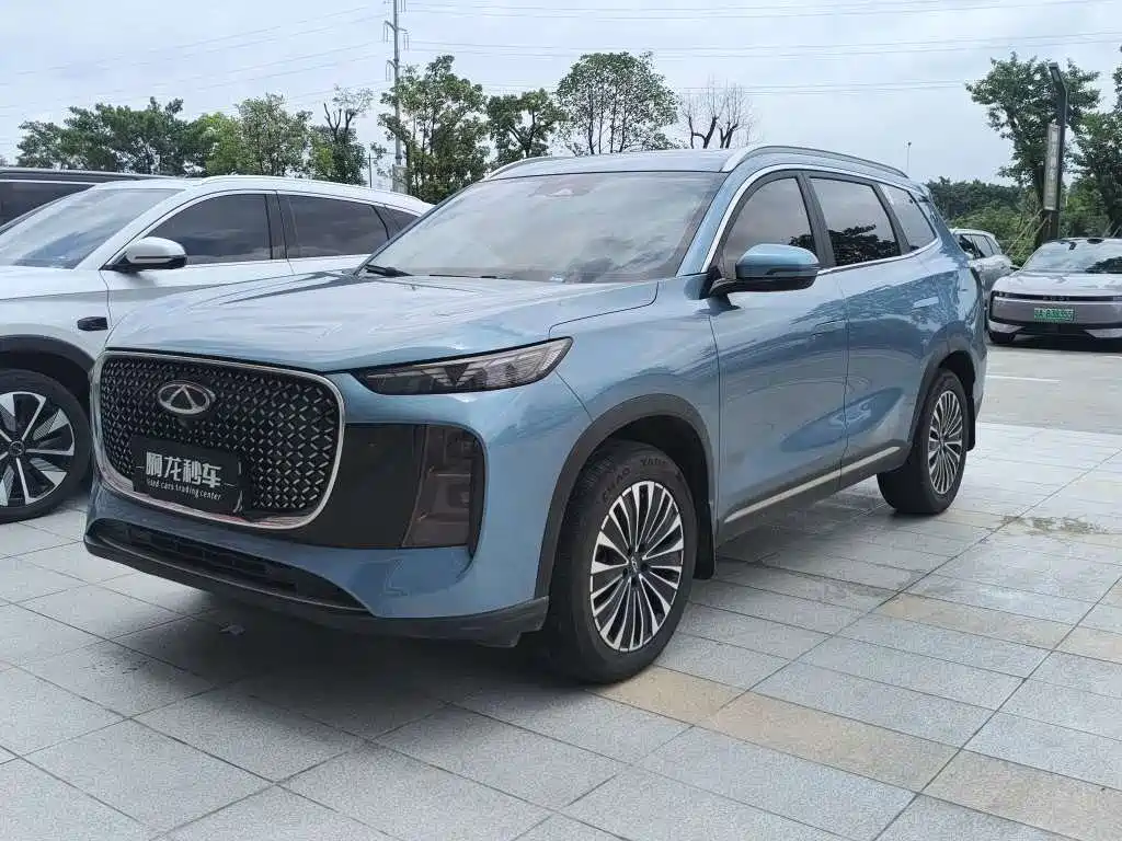 Chery Tiggo 8 PLUS C-DM 2025