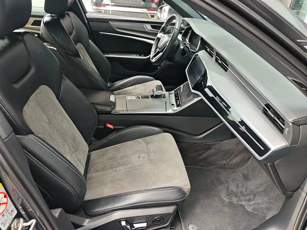 Audi A6L 2023 — фото 12