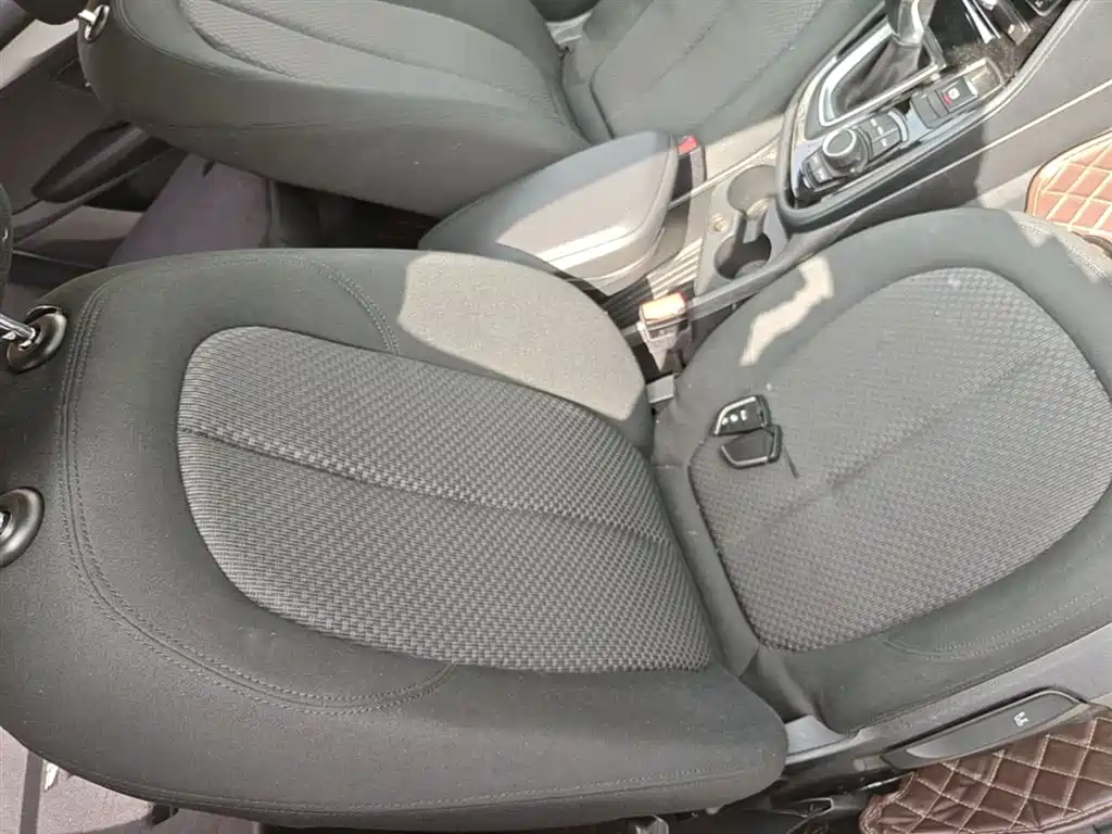 BMW 2 Series Gran Tourer 2018 — фото 25