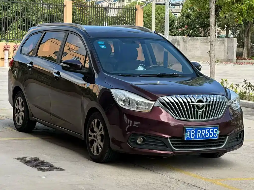 Haima Familia MPV 2017 — фото 3