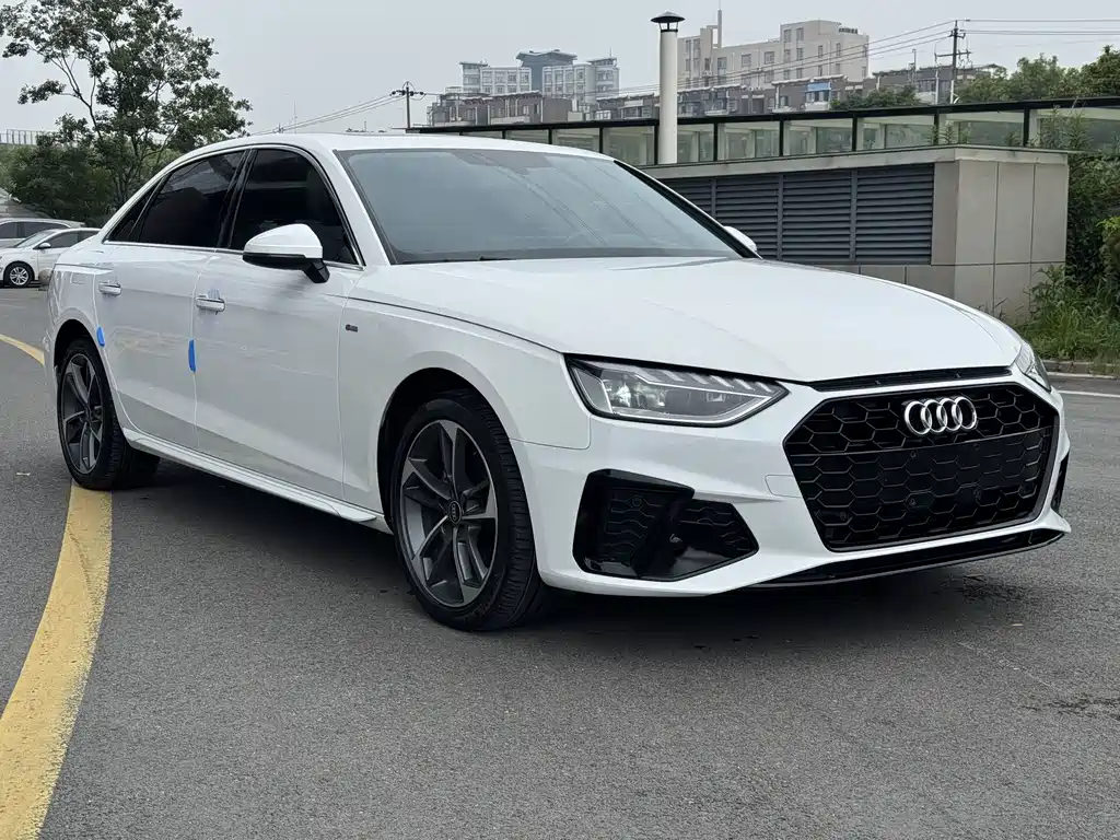 Audi A4L 2022
