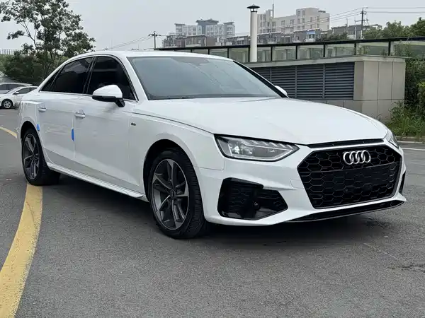 Audi A4L 2022