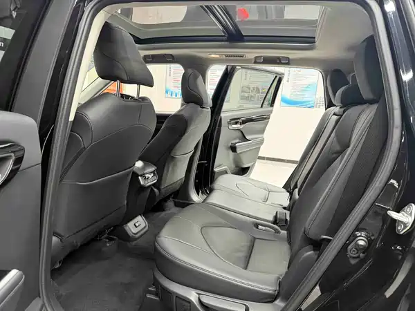Toyota Highlander 2024