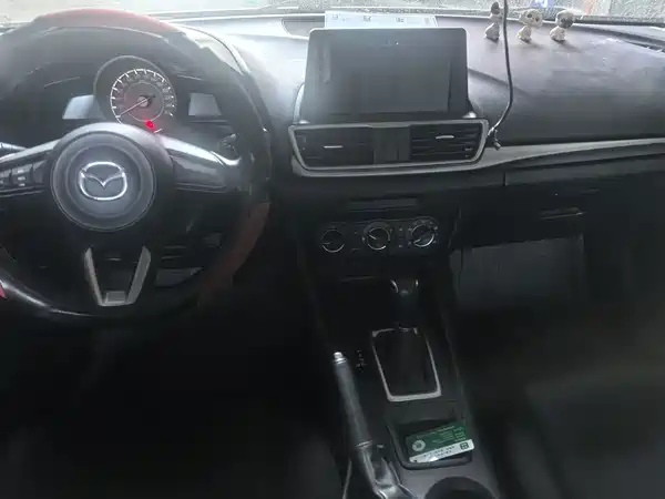 Mazda 3 Axela 2020