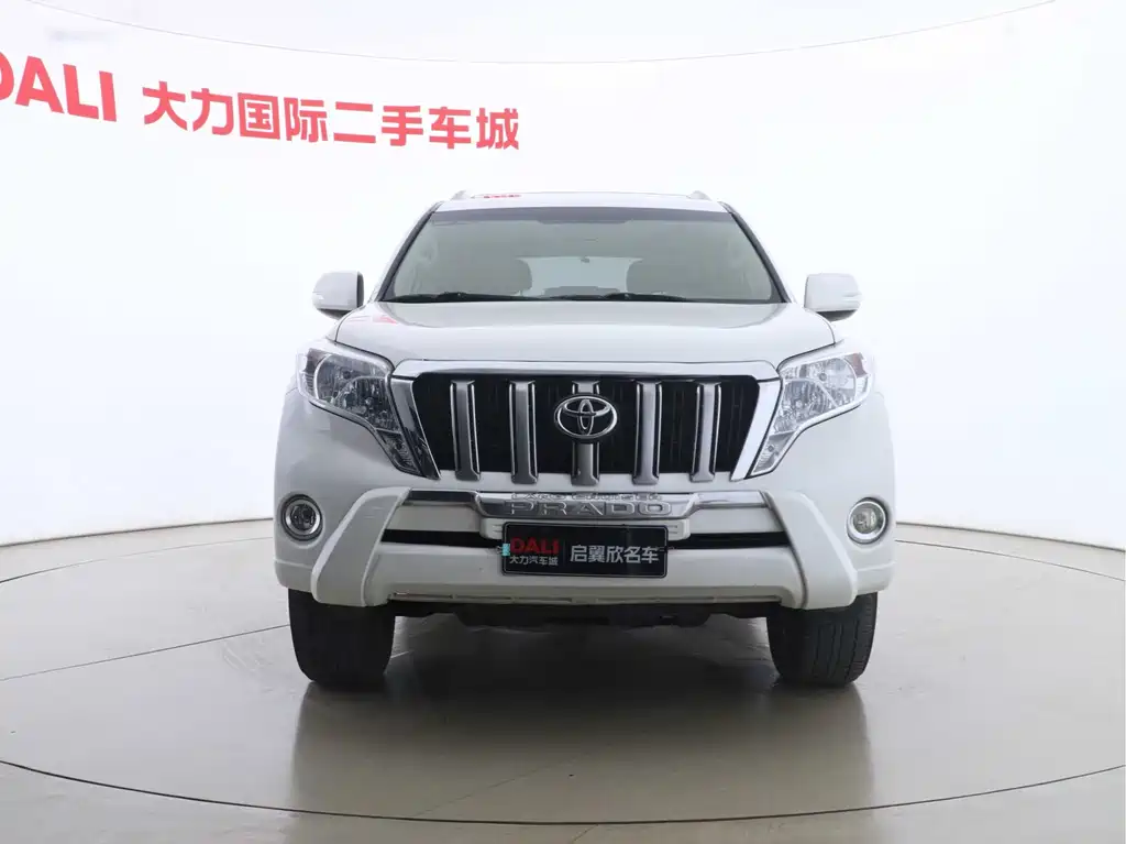 Toyota Prado 2017 — фото 2