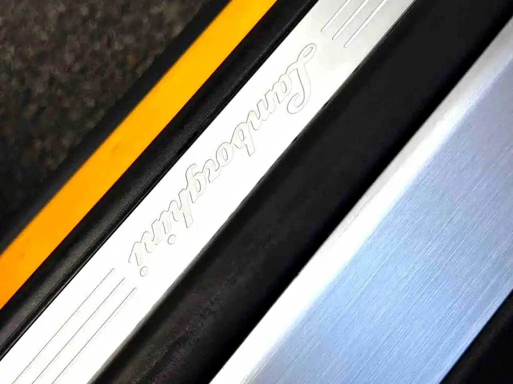 Lamborghini Urus 2022 — фото 20