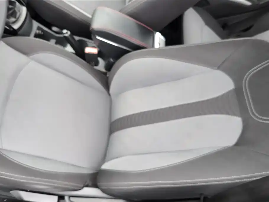 Ford Ecosport 2014 — фото 9
