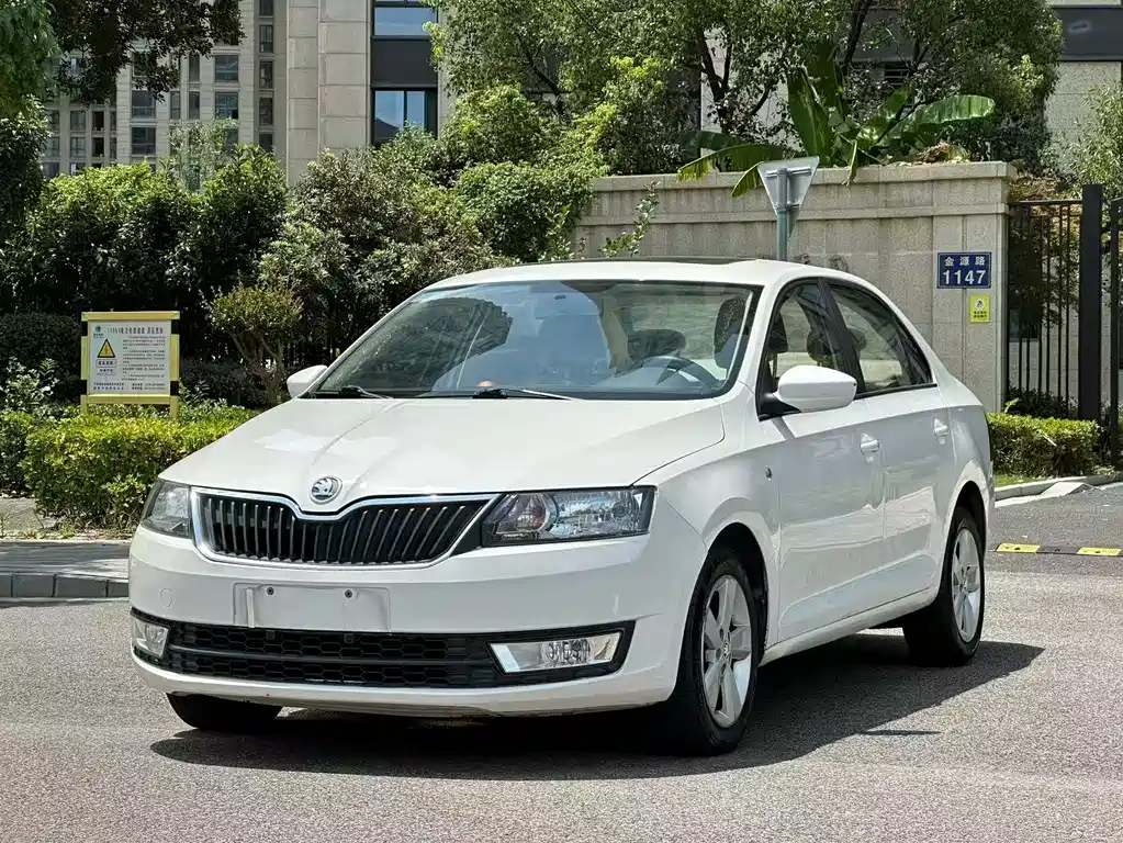 Skoda Rapid 2013