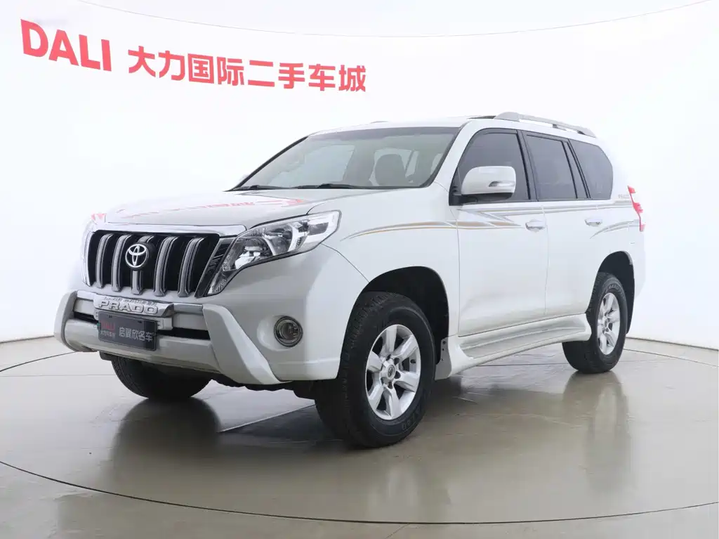 Toyota Prado 2017 — фото 1
