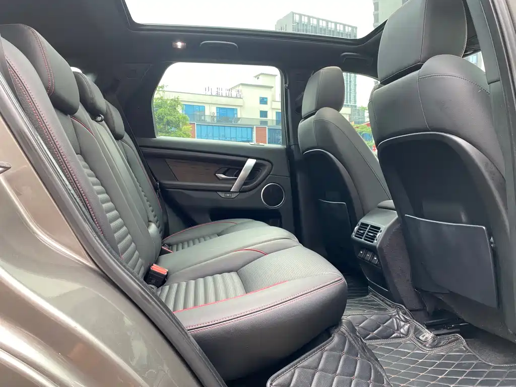 Land Rover Discovery Sport 2021 — фото 13