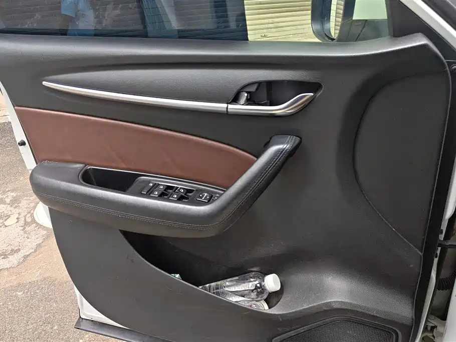 Zhonghua V6 2018