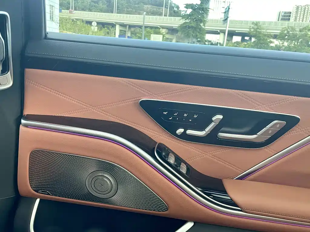 Mercedes-Benz Maybach S-Class 2021 — фото 11