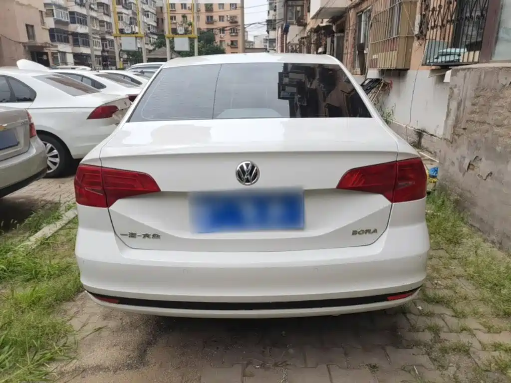 Volkswagen Bora 2021