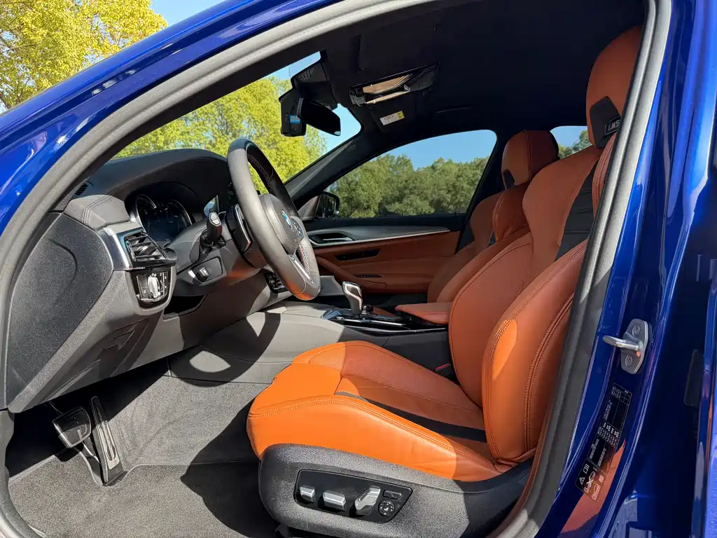 BMW M5 2018 — фото 3