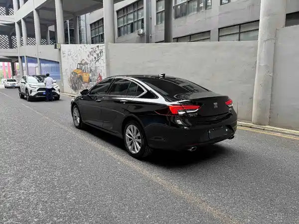 Buick Regal 2024