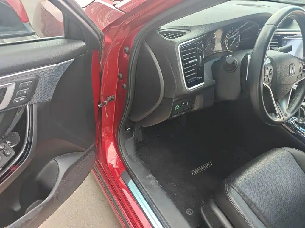 Honda Spirior 2016 — фото 14