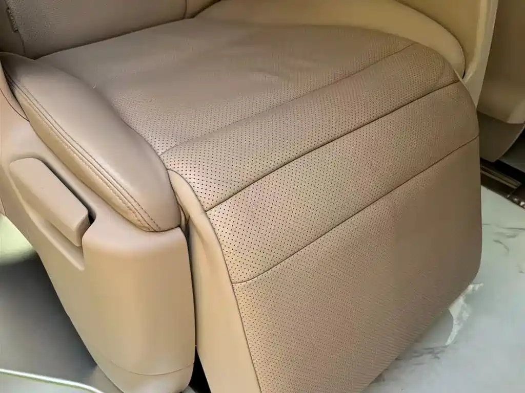 Toyota Alphard 2015 — фото 9