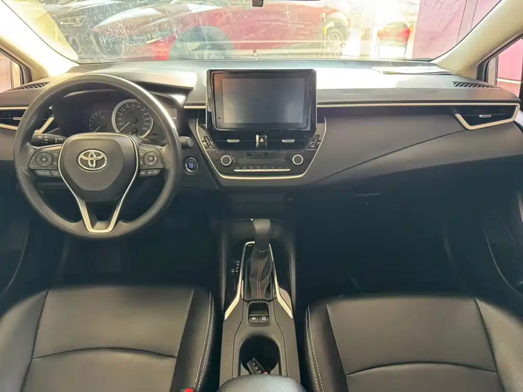 Toyota Corolla 2022 — фото 12