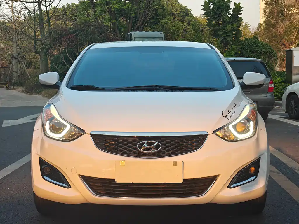 Hyundai Elantra Langdong 2017 — фото 3
