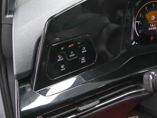 Volkswagen Golf 2023