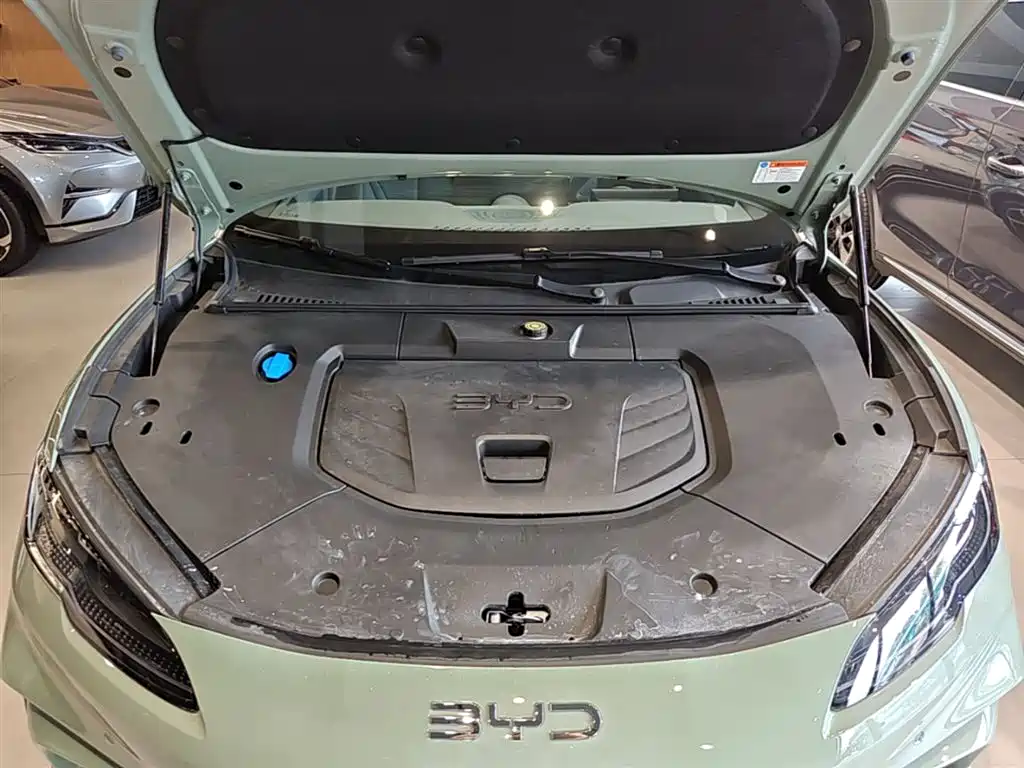 BYD Seal 06GT 2025 — фото 20