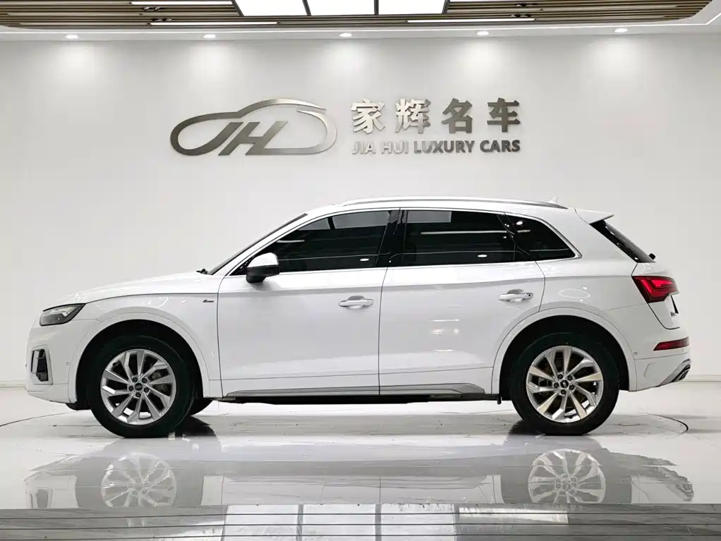 Audi Q5L 2022 — фото 5