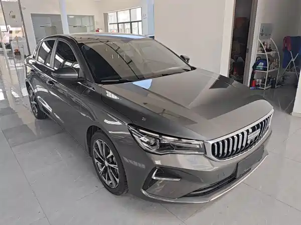Geely Emgrand 2025